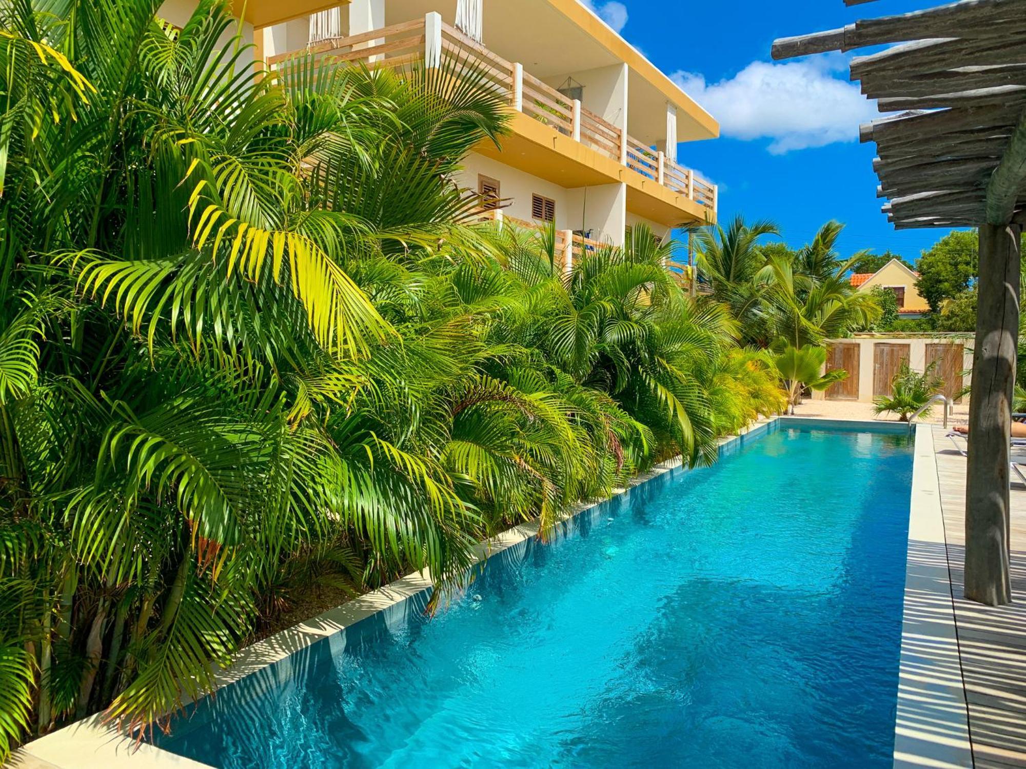 Isla Penthouse & Garden Apartments Bonaire Kralendijk  Exterior photo