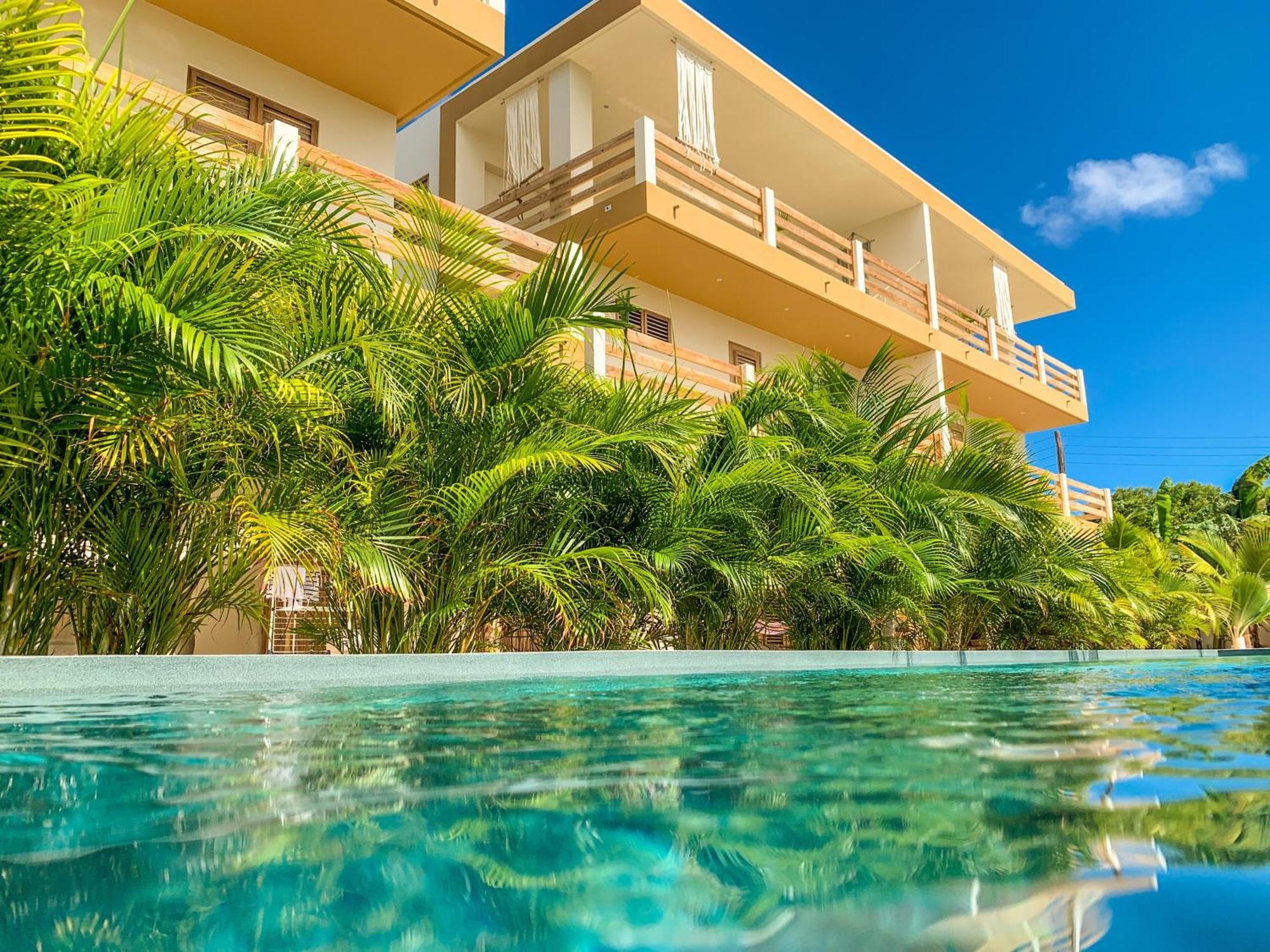 Isla Penthouse & Garden Apartments Bonaire Kralendijk  Exterior photo